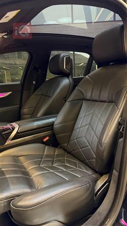 بي ام دبليو الفئة 7